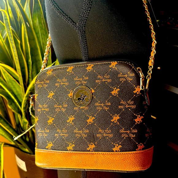 Over the shoulder bag - Picture 1 of 7